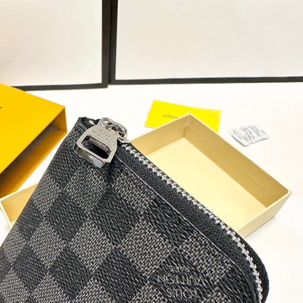 Louis Vuitton Zippy Wallet Damier Canvas Black 20Cm N00056 - Image 3