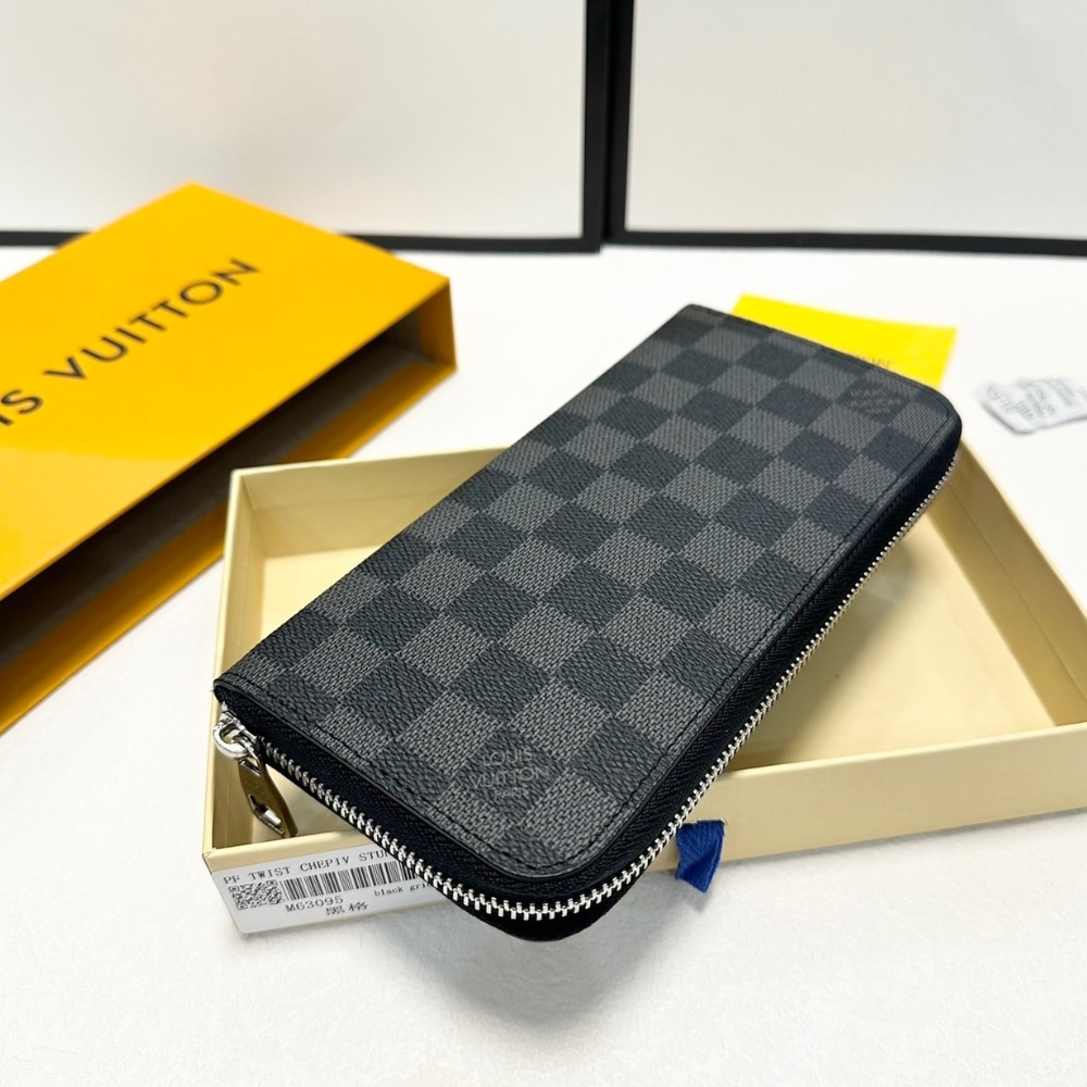 Louis Vuitton Zippy Wallet Damier Canvas Black 20Cm N00056 - Image 5
