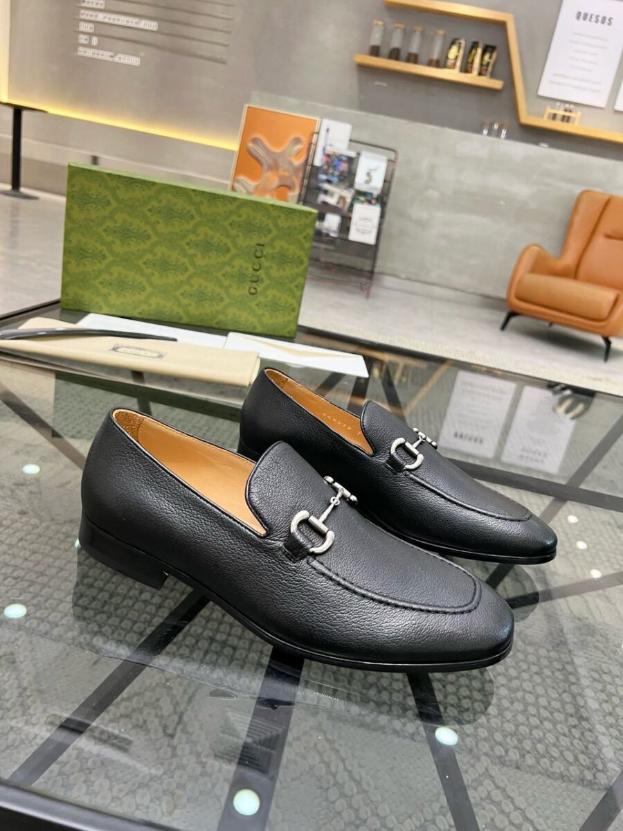 Alternative view of Gucci Horsebit Loafer Black