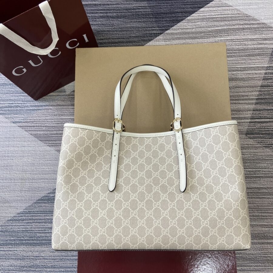 Alternative view of Gucci Gg Emblem Large Tote Bag Beige And White Coated Fabric 38cm 815213 Fad6l 9641