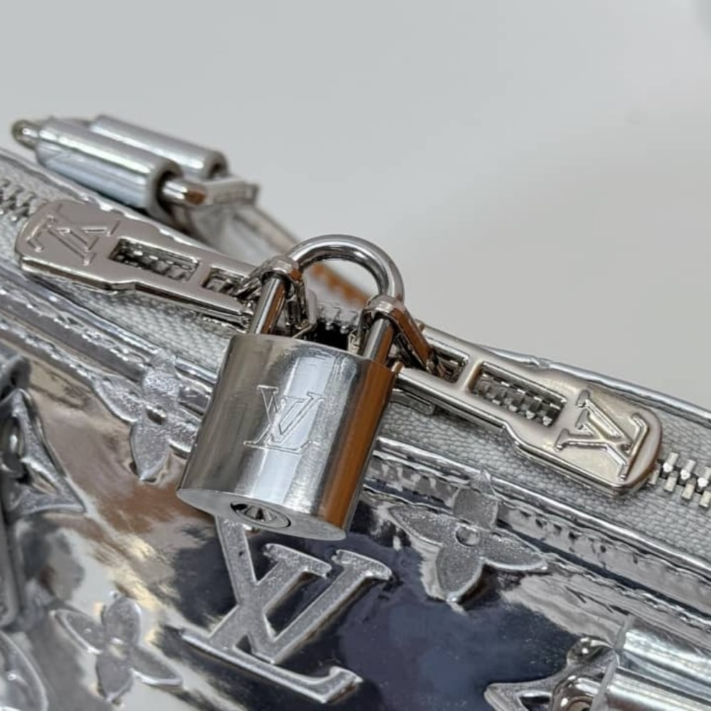 Louis Vuitton Alma BB Silver 23Cm - Image 7