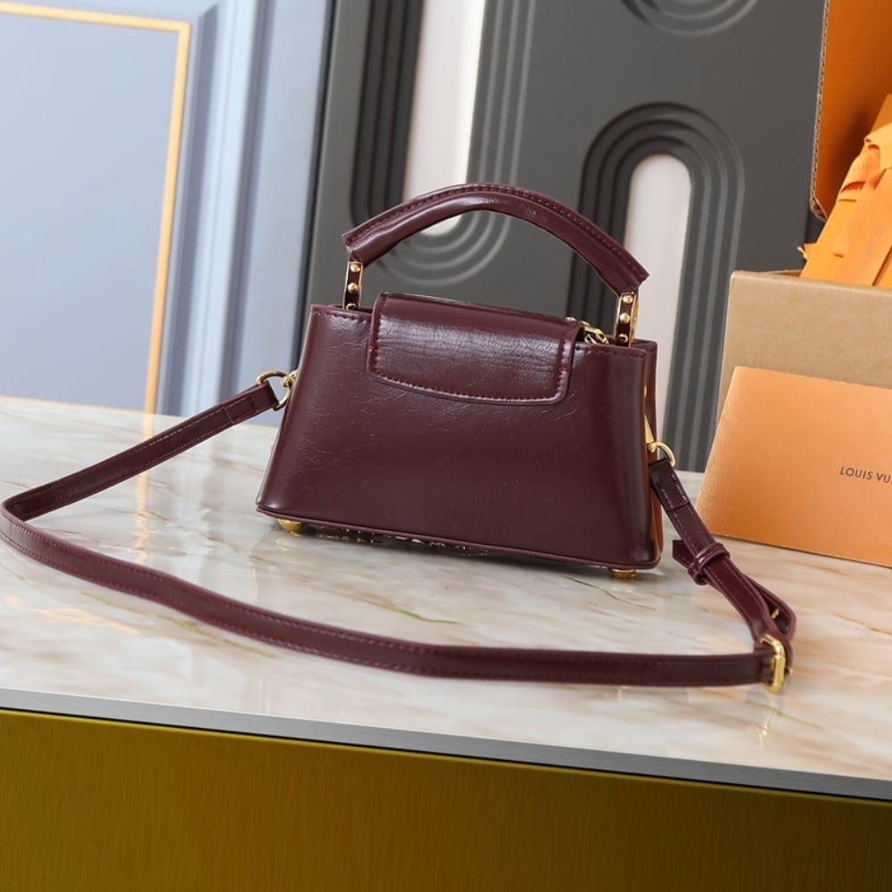 Louis Vuitton Capucines East West Mini Grenat Red 22Cm M25473 - Image 4