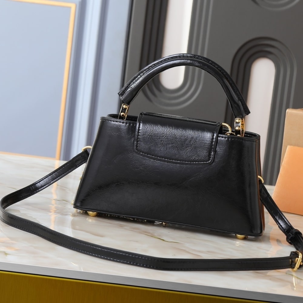 Louis Vuitton Capucines East West BB Black 26Cm M25492 - Image 4