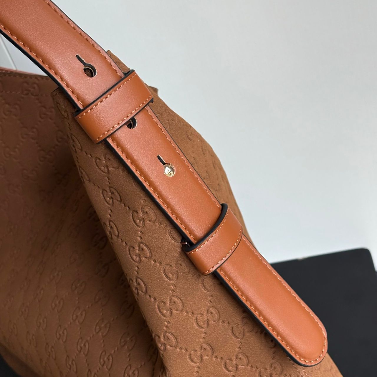 Gucci Beatrix Large Tote Bag GG Suede Bottom Brown 40Cm - Image 4