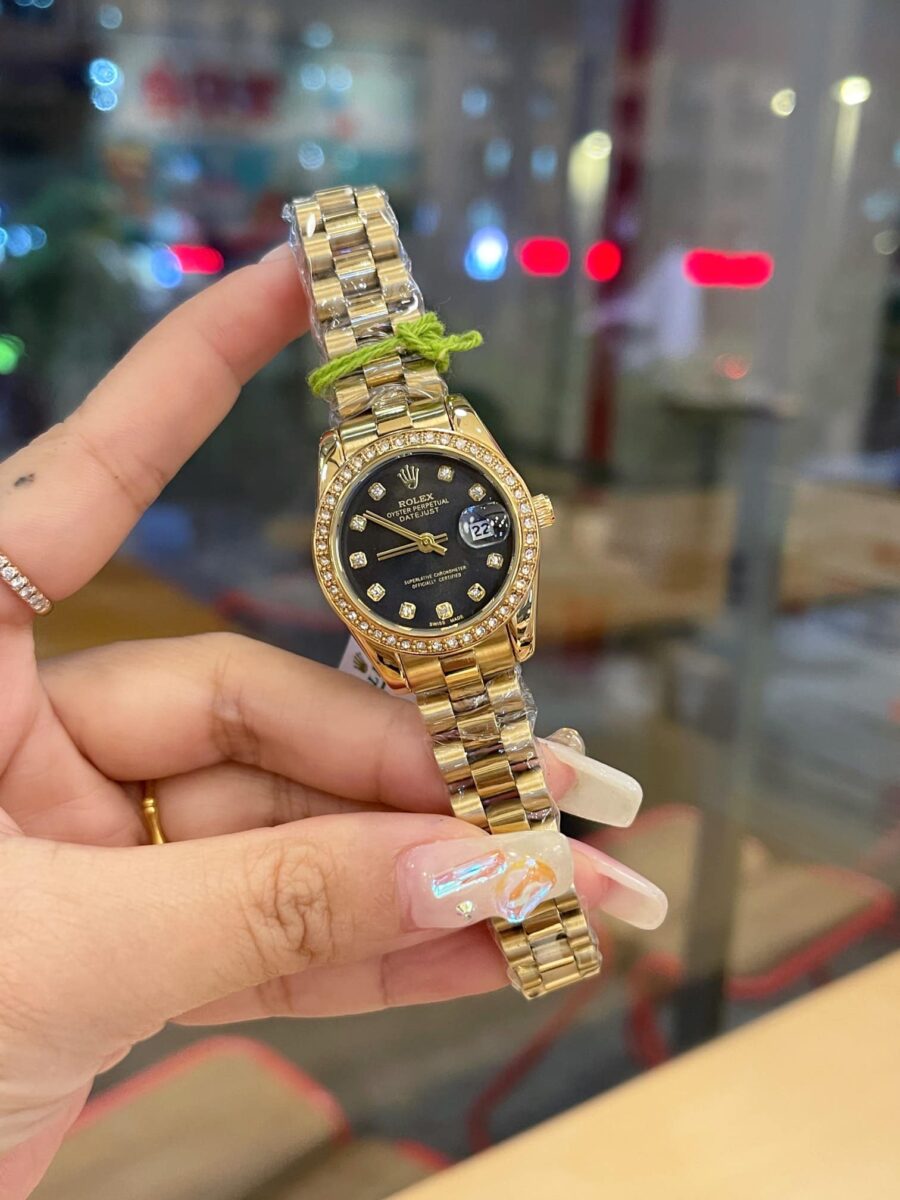 Alternative view of Rolex Lady Datejust 28 Diamond Dial 18k Gold In Black 28mm