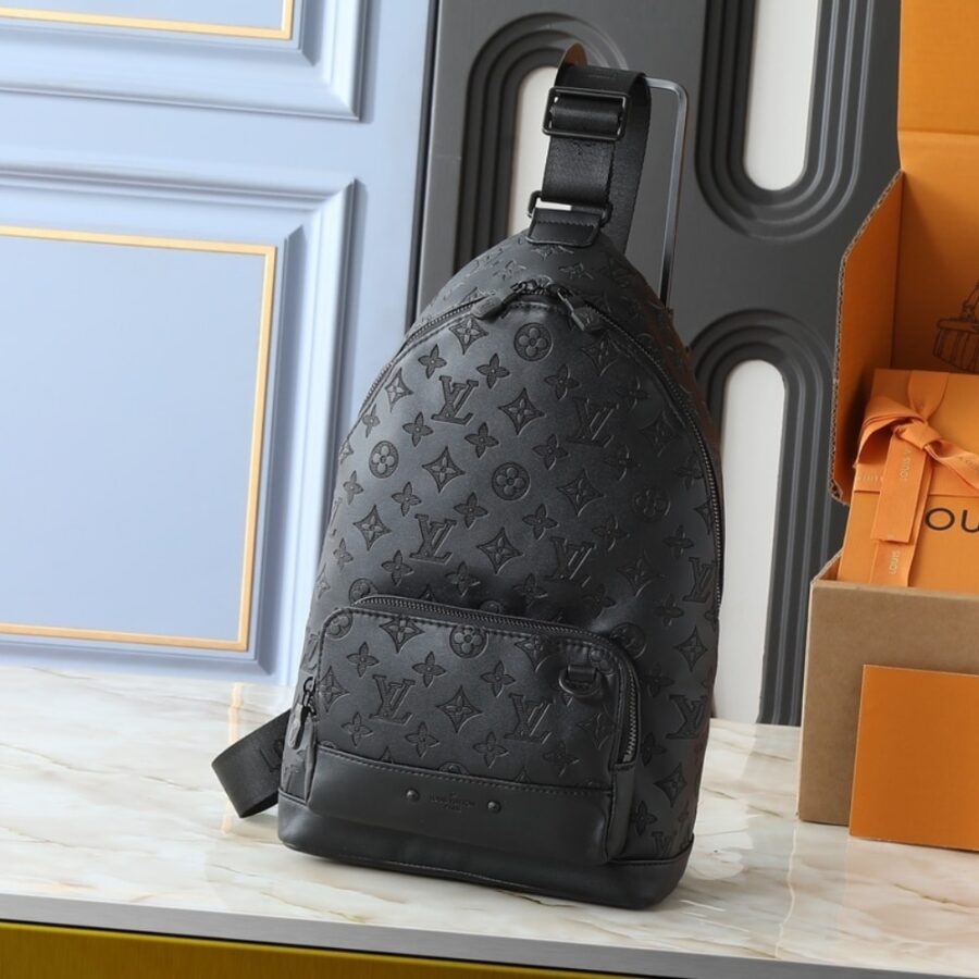 Alternative view of Louis Vuitton Racer Slingbag Black 42Cm M46107