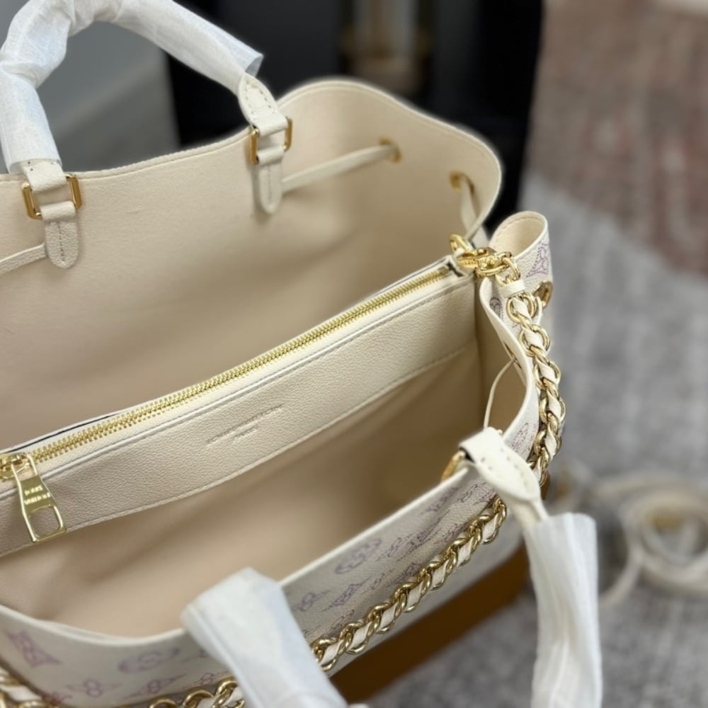 Louis Vuitton Bella Tote Dream Cream 33Cm M15116 - Image 6