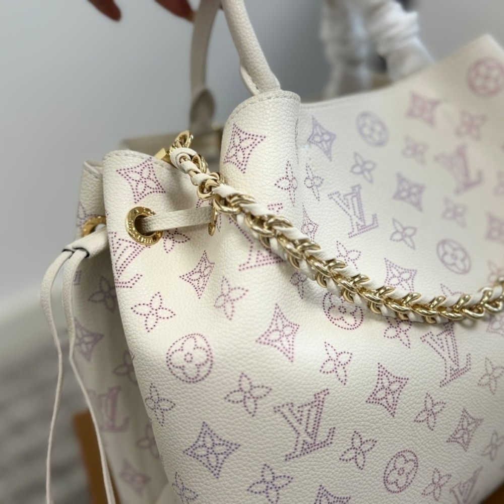 Louis Vuitton Bella Tote Dream Cream 33Cm M15116 - Image 5