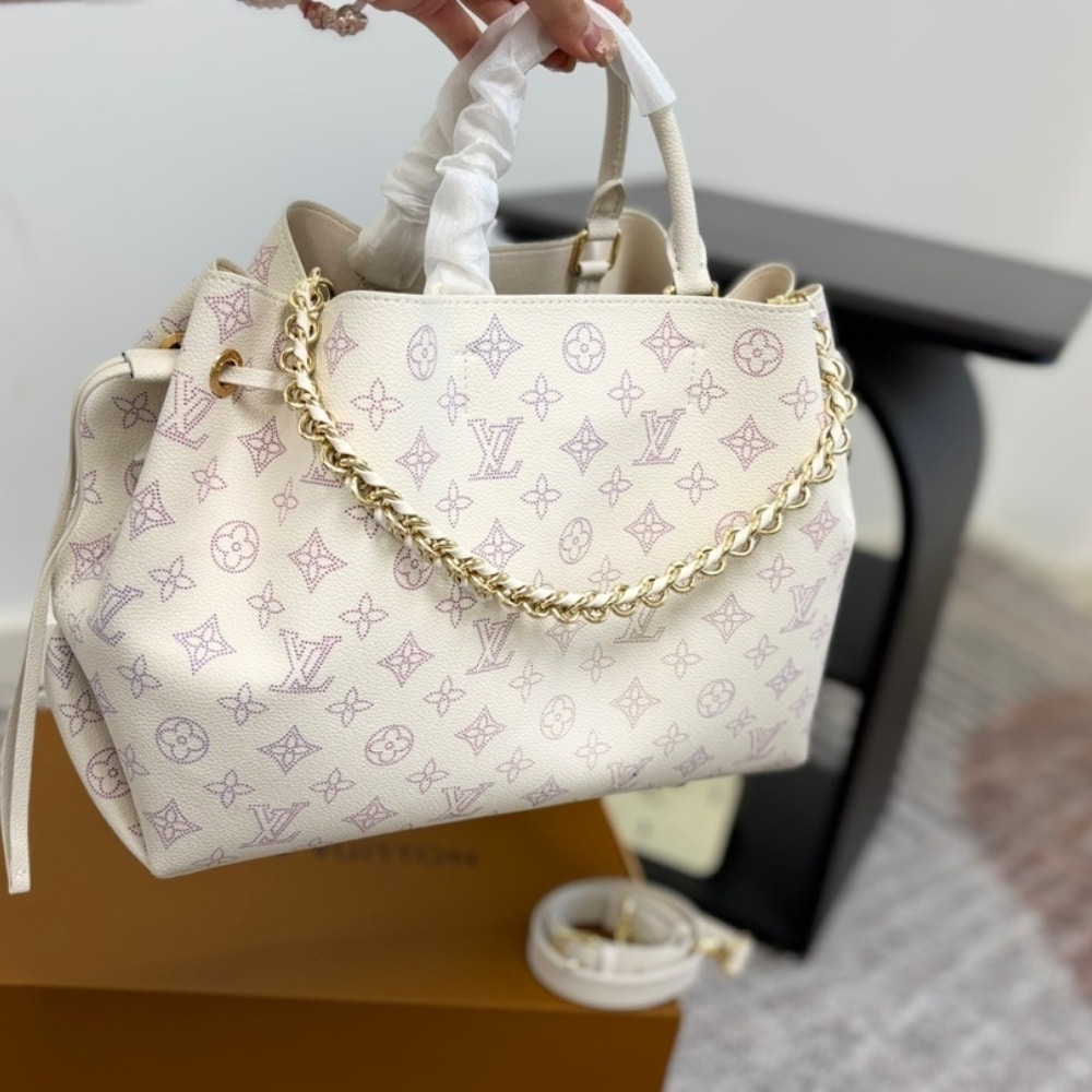 Louis Vuitton Bella Tote Dream Cream 33Cm M15116 - Image 9