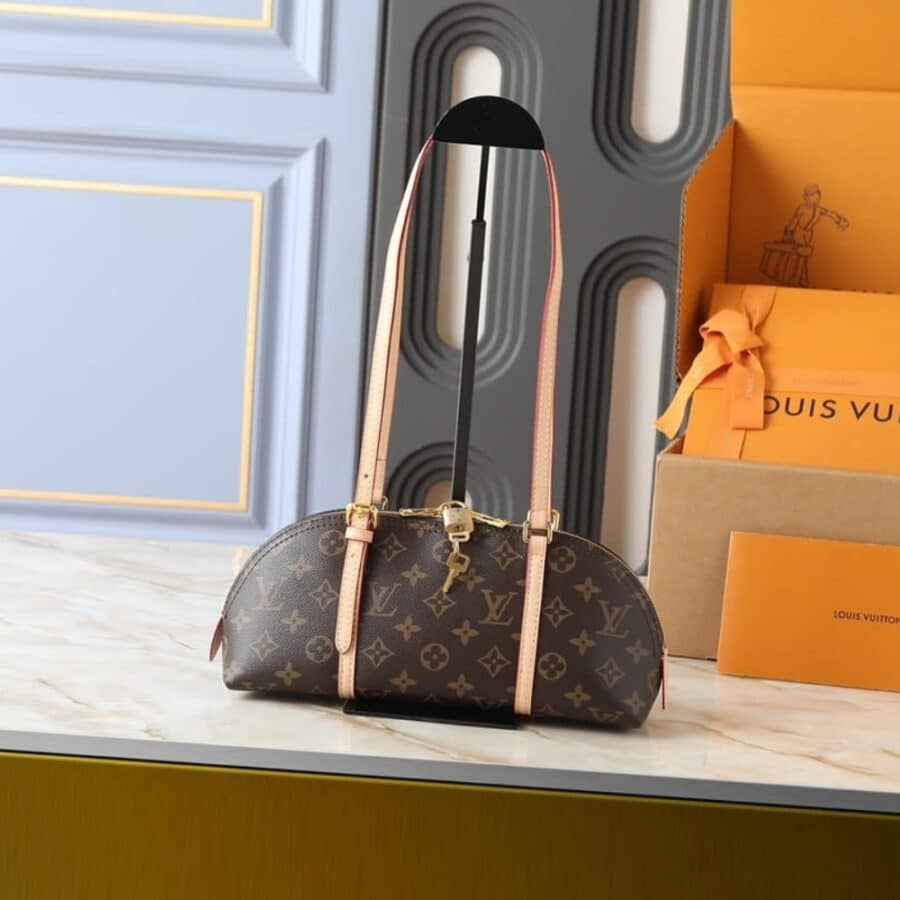 Alternative view of Louis Vuitton Squire East West Monogram Canvas Brown 32cm M28953