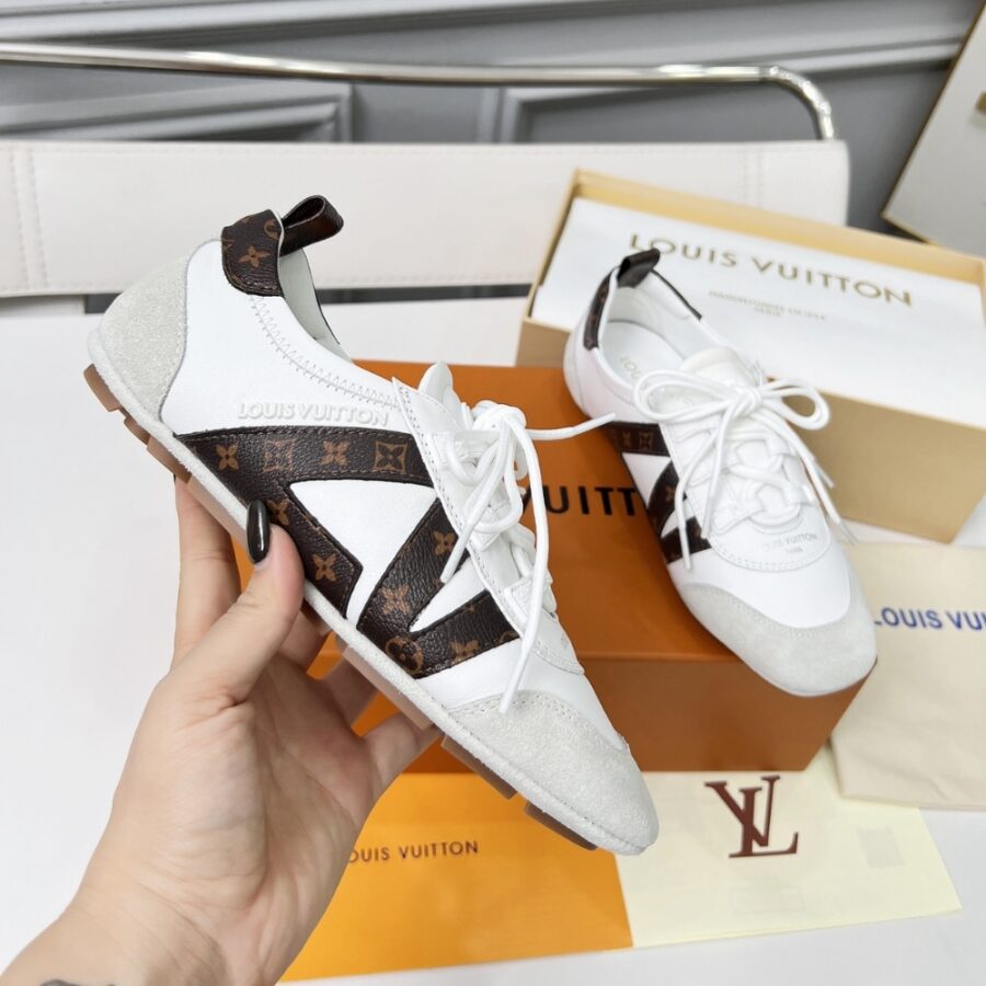 Alternative view of Louis Vuitton Lv Sneakerina Monogram White 1Ahnc6