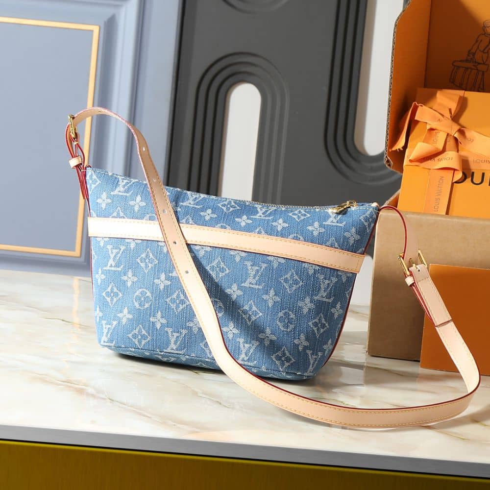 Louis Vuitton Cruiser Toiletry Bag Blue Denim 22Cm M27945 - Image 3