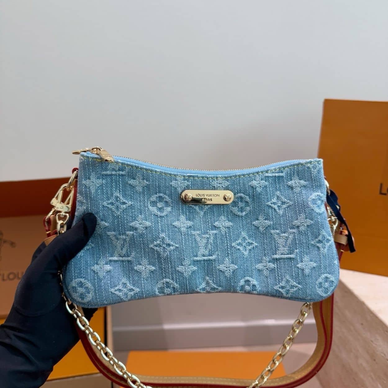 Louis Vuitton Liv Pochette Blue Denim 25Cm M83532 - Image 2
