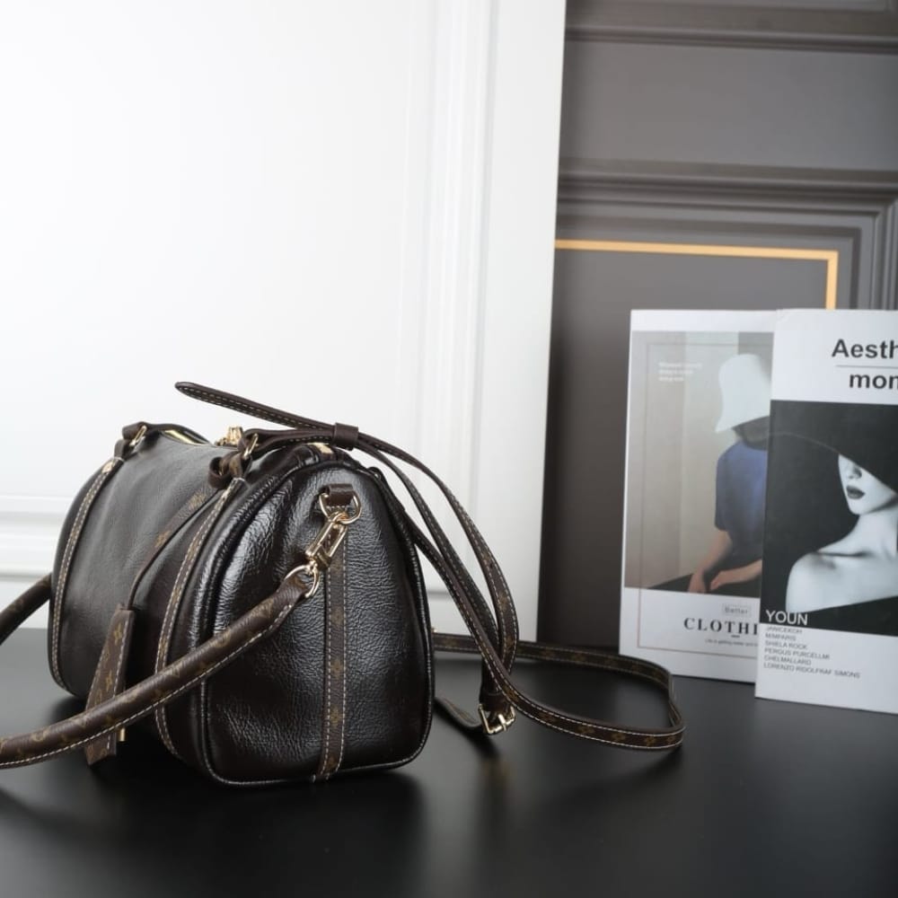 Louis Vuitton Express PM Black 26Cm M27920 - Image 3