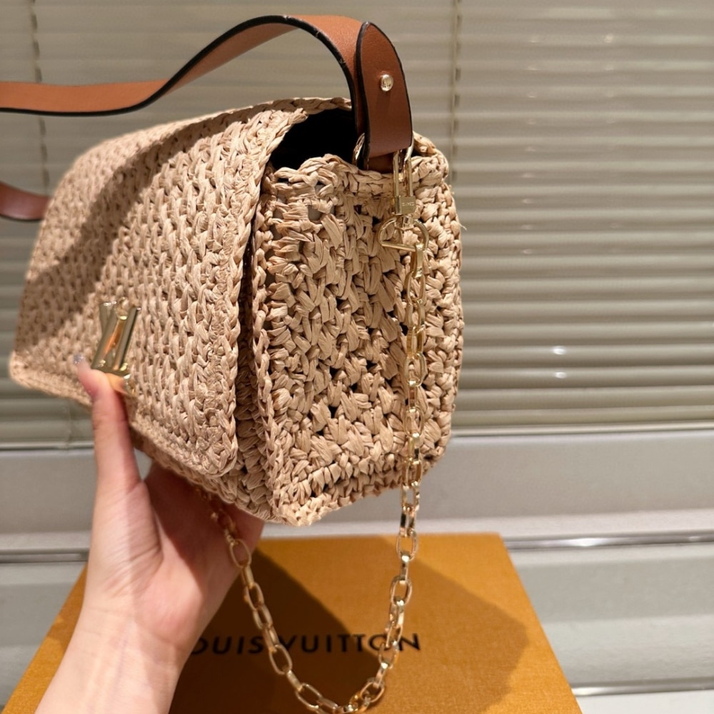 Louis Vuitton Twist West Natural Tan 27Cm M25030 - Image 5