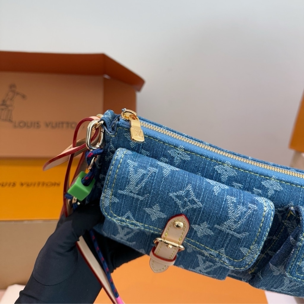 Louis Vuitton Pochette Accessoire Cargo Blue Denim 23cm M27602 - Image 7