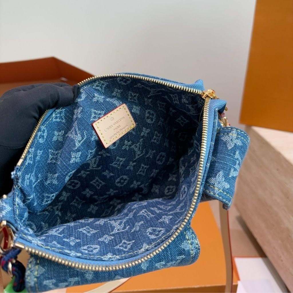 Louis Vuitton Pochette Accessoire Cargo Blue Denim 23cm M27602 - Image 8