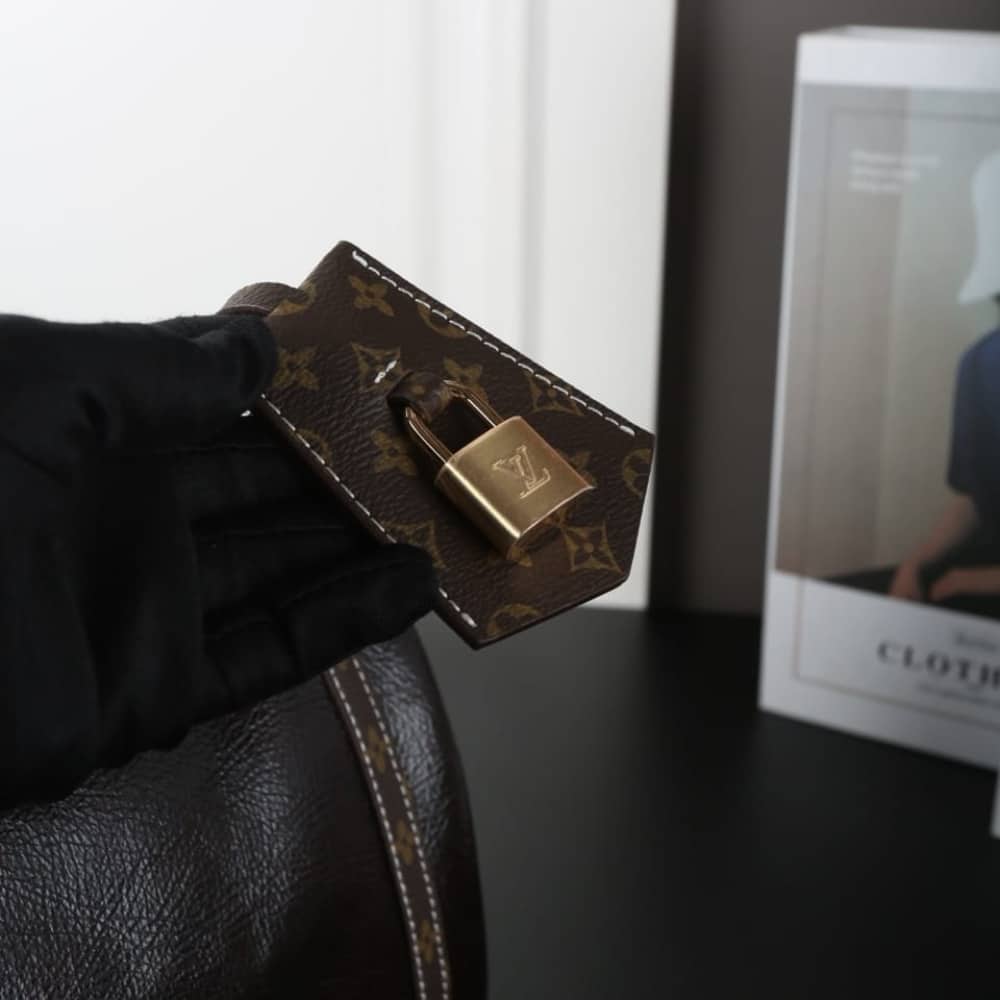 Louis Vuitton Express PM Black 26Cm M27920 - Image 6