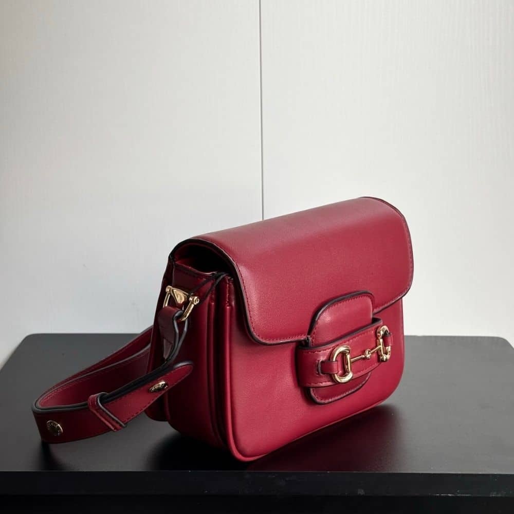 Gucci Horsebit 1955 Aura Mini Shoulder Bag Red 19Cm - Image 3