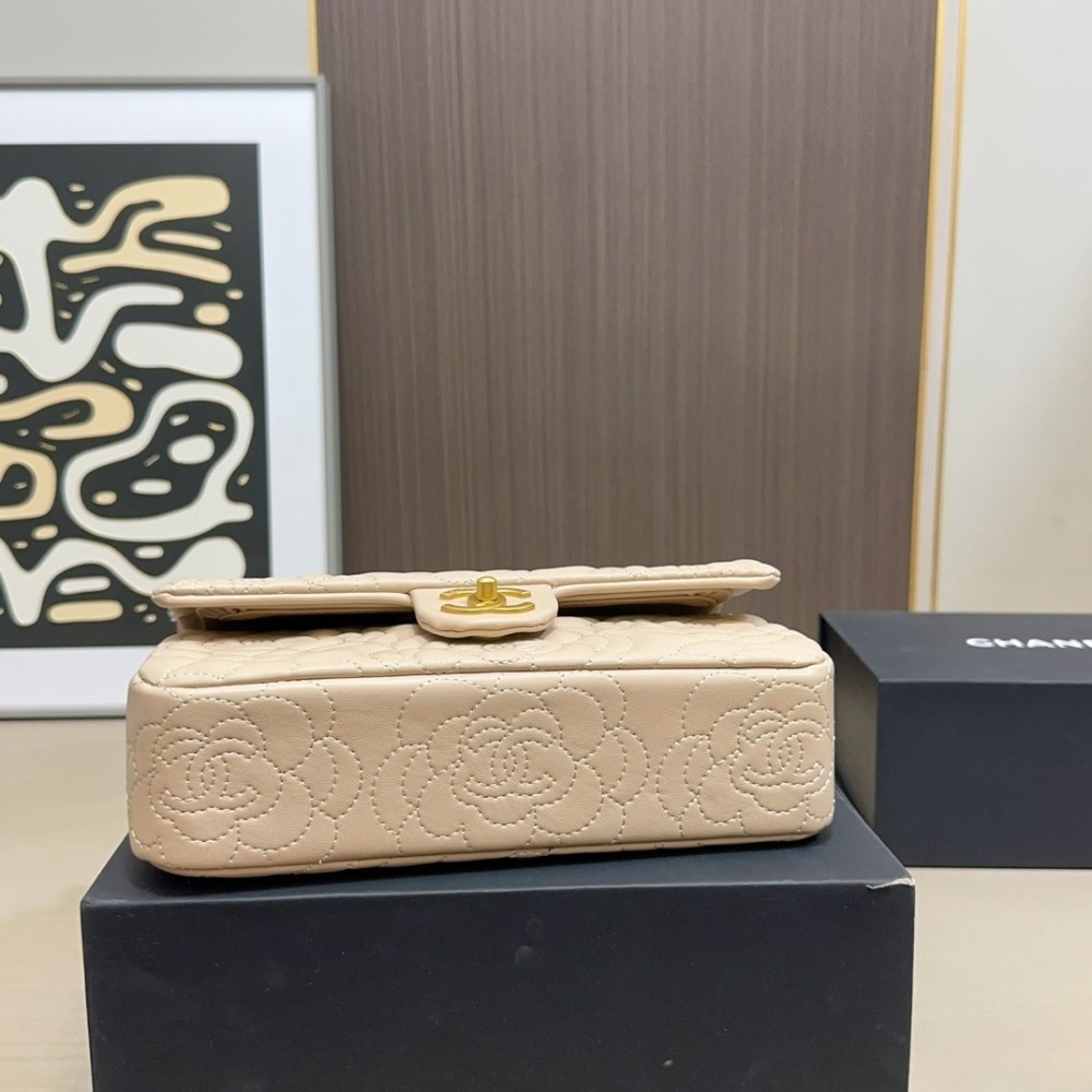 Chanel Flap Bag With Camellia Flower Chain Beige 26Cm - Image 6