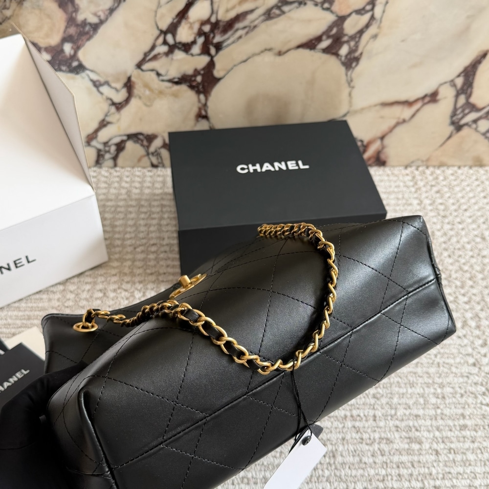 Chanel 25A Hobo Bag Gold Tone Hardware Black 28Cm - Image 7