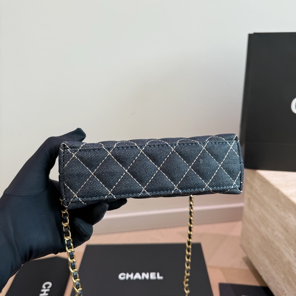 Chanel Clutch With Strap Gold Metal Washed Denim Blue 19cm - Image 6