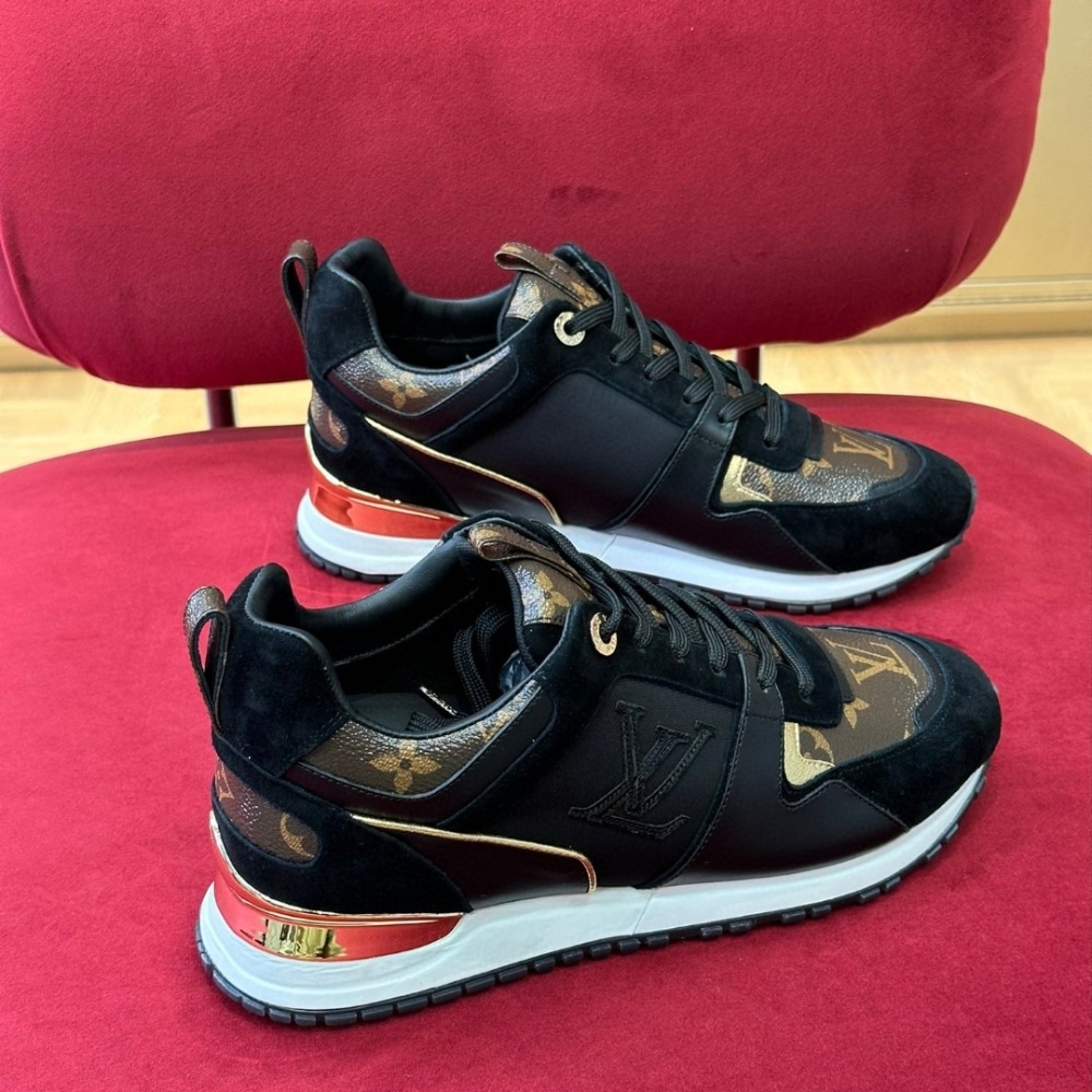 Louis Vuitton Neo Run Away Sneaker Black 1AAP3E - Image 4