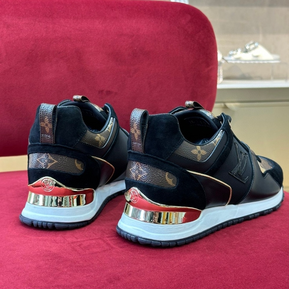 Louis Vuitton Neo Run Away Sneaker Black 1AAP3E - Image 3
