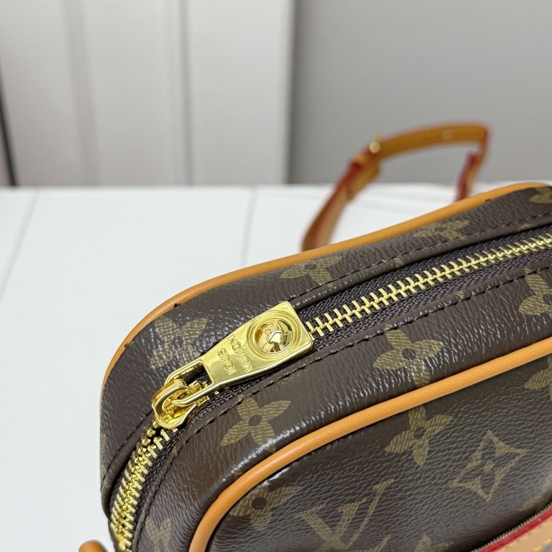 Louis Vuitton Danube Monogram Brown 21cm M14013 - Image 4