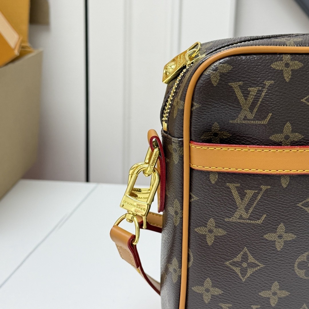 Louis Vuitton Danube Monogram Brown 21cm M14013 - Image 7